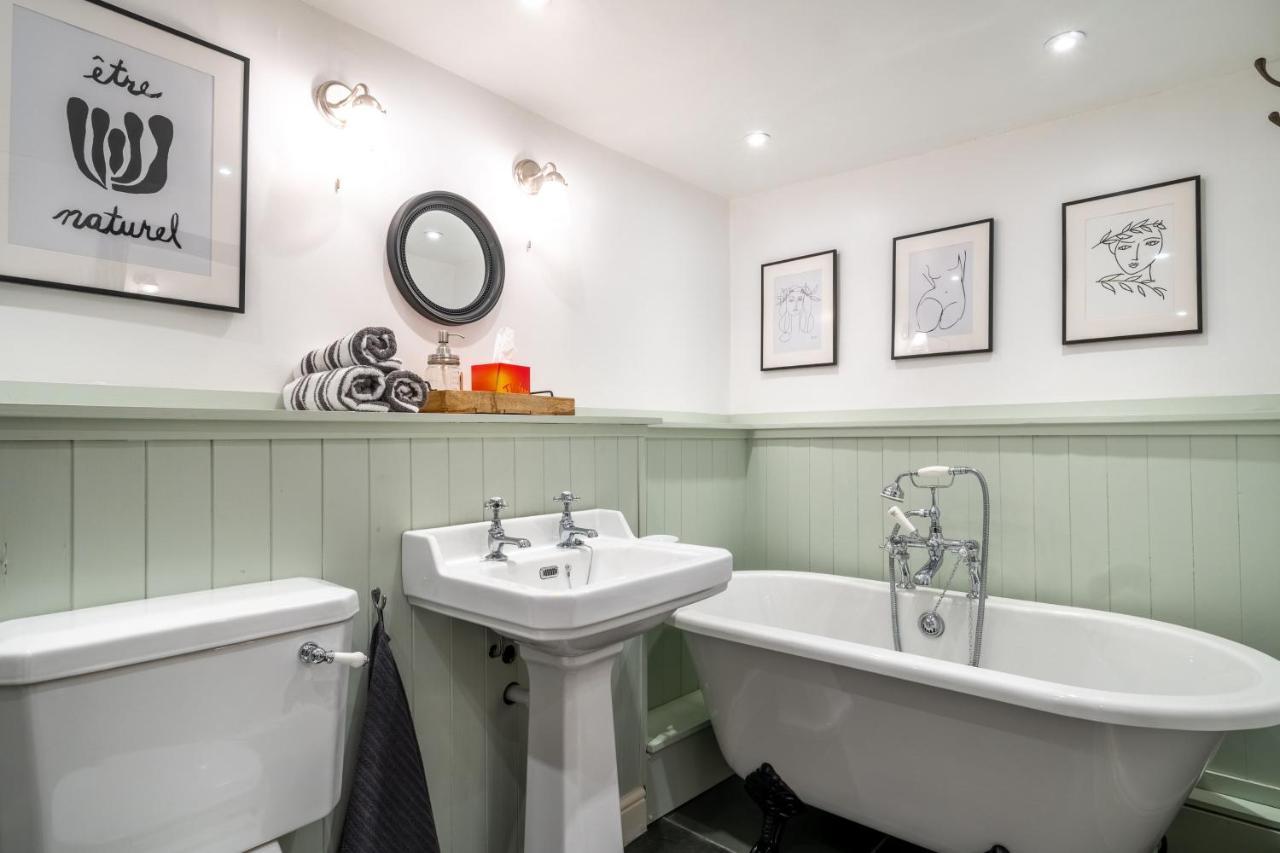 Low Nook Cottage - Gorgeous Decor Broughton in Furness Exterior photo
